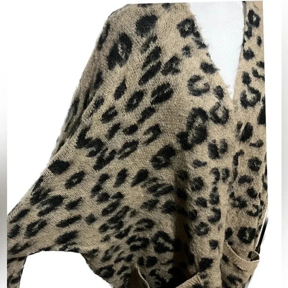 Flawless animal print open front cardigan/wrap with pockets size XS/S - Picture 3 of 7